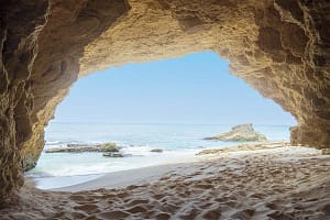 Natural Cave St.Martin Best Kite Spots Caribbeans 2023